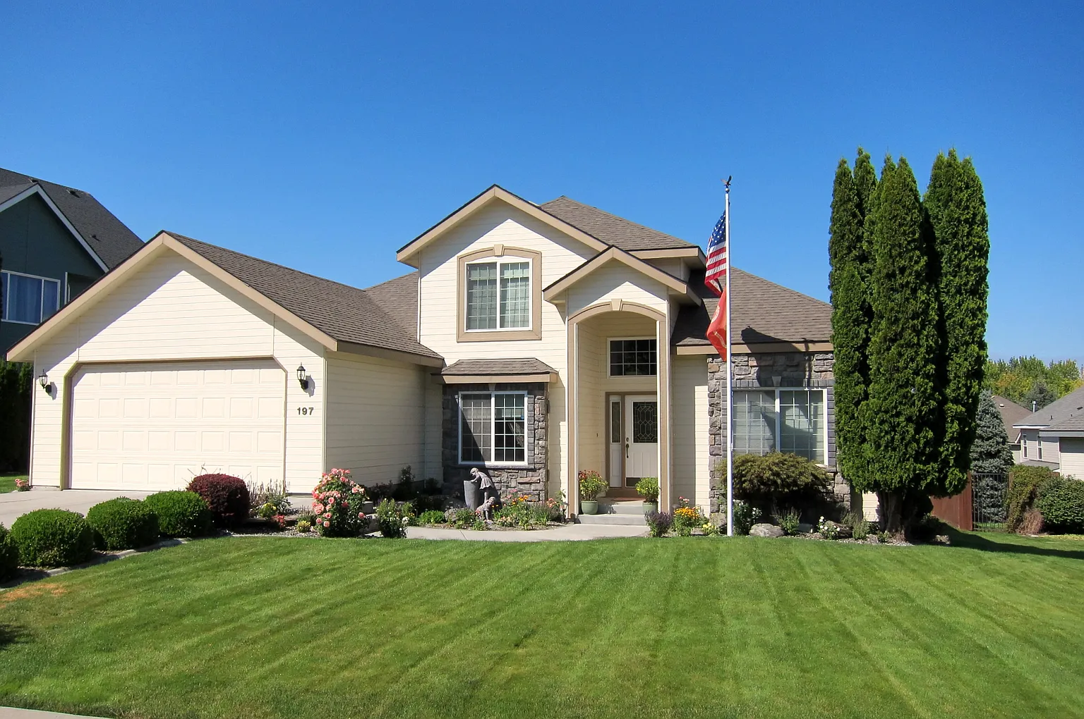 197 McIntosh Ct photo 1