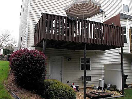 4th image of 4942 Oak Meadow Ln