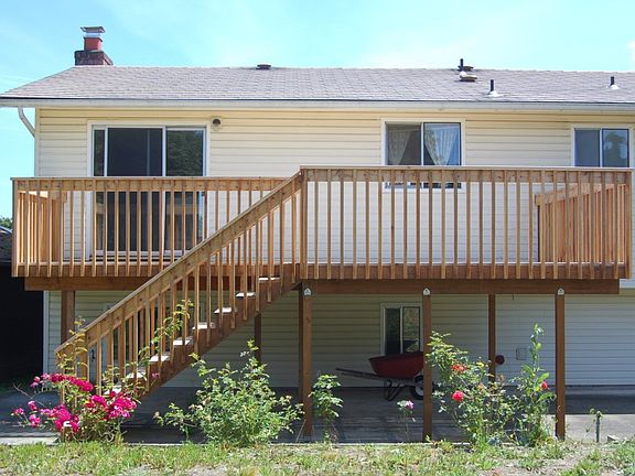 2nd image of 12610 SE 212th Pl