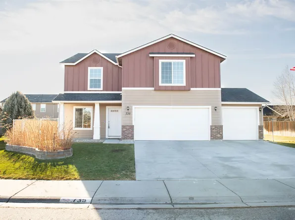 735 SW Portal St, Mountain Home, ID 83647