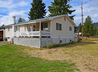 31 Selkirk St, Moyie Springs, ID 83845