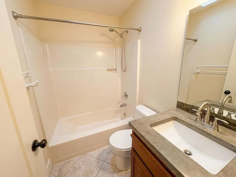 20611 SE 135th St — Photo 12