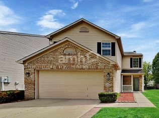 10477 Secretariat Dr, Indianapolis, IN 46234