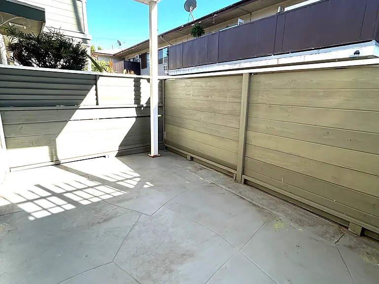 1332 N Citrus Ave #1 — Photo 17