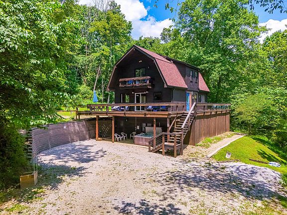 2nd image of 26060 Wildcat Hollow Rd