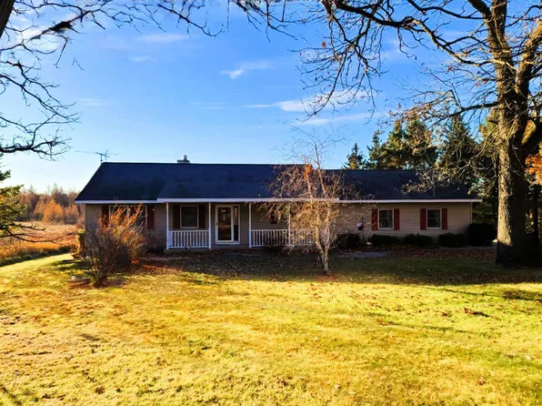 W7355 Highway 33, Portage, WI 53901