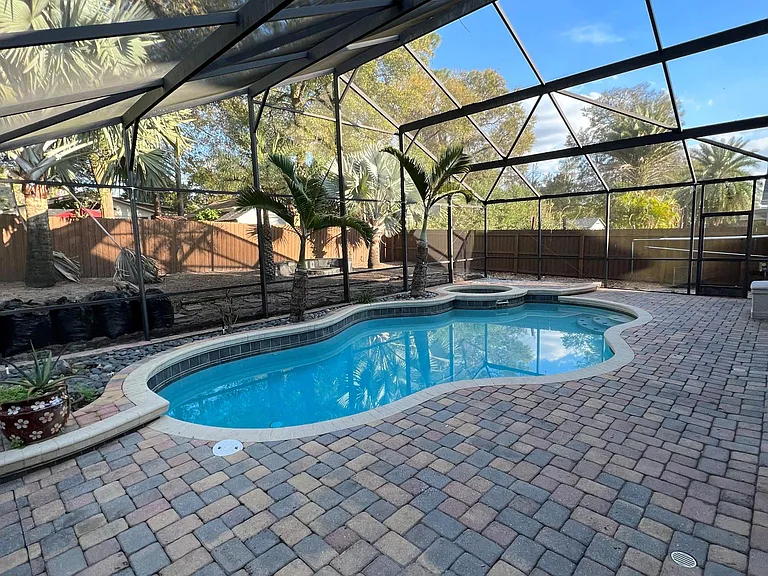 2415 Walnut Heights Rd — Photo 15