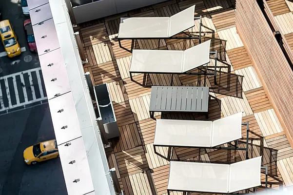 Rented by Bond New York | media 17