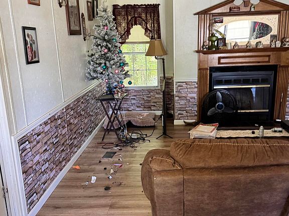 5th image of 477 Knight Rd