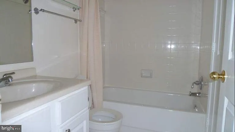 4413 Fair Stone Dr #304 — Photo 12
