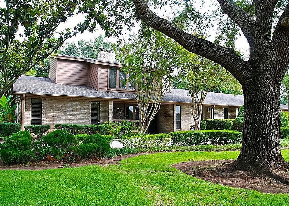1st image of 602 Lombardy Dr