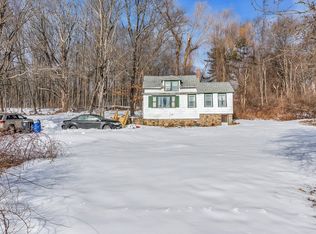 33 Amesbury St, Haverhill, MA 01830