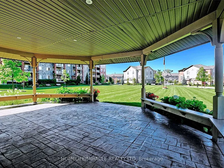 39 Ferndale Dr S #303 — Photo 19