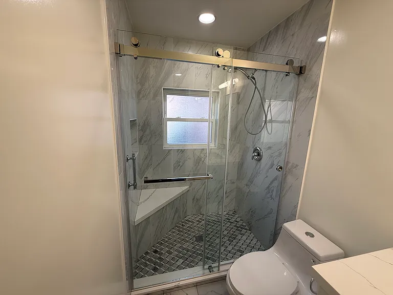 3821 Atlantic Ave #A — Photo 6
