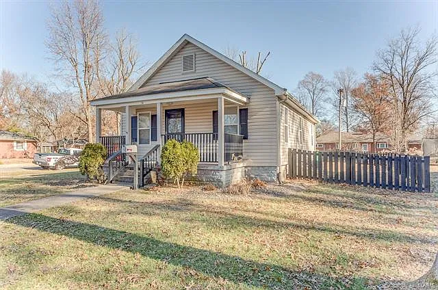 216 Jackson St photo 1
