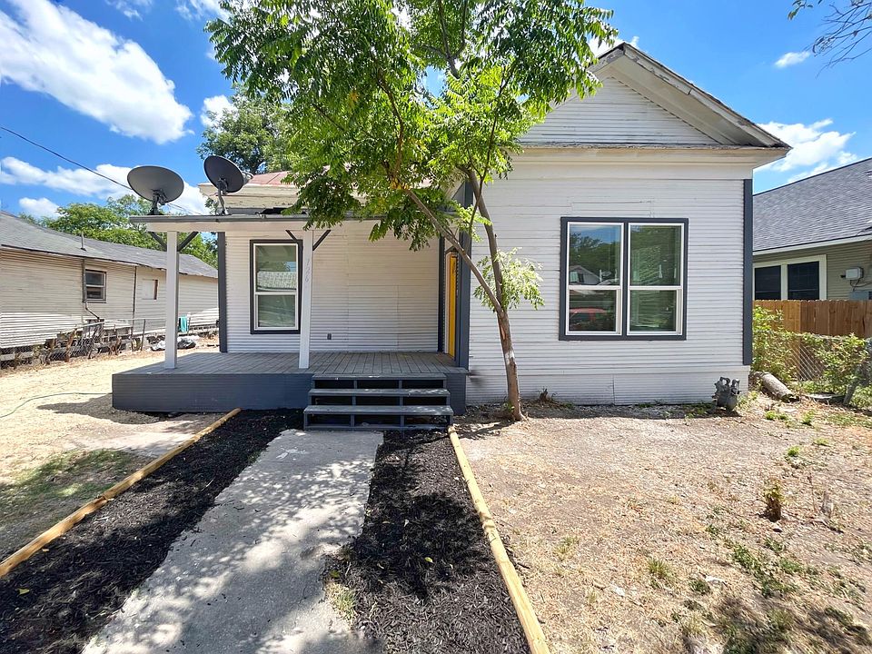 1st image of 726 Ruiz St