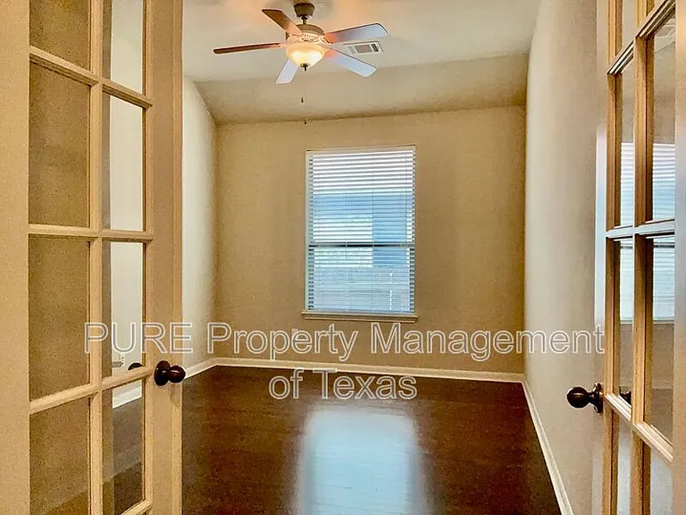 117 Cascada Ln — Photo 8