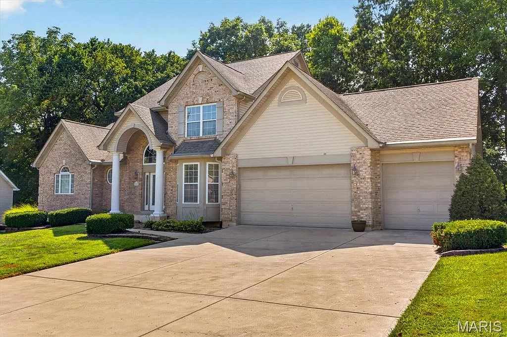 3 bed, $2,795 — Photo 4