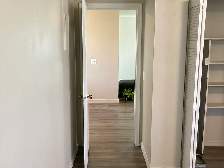 221 SE 3rd Ave #8B — Photo 5