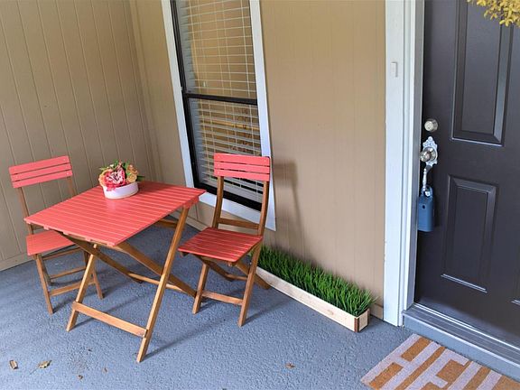 2nd image of 8324 Cane Ct