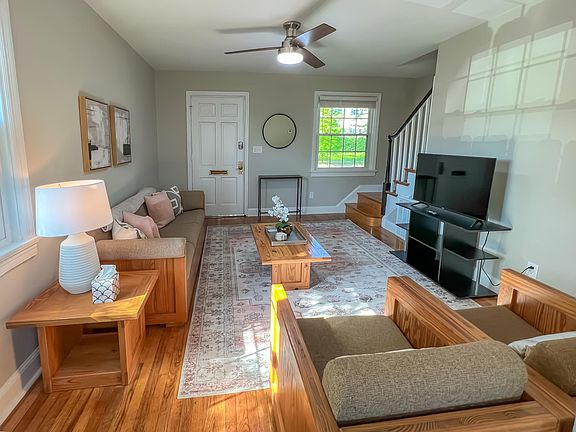 4th image of 3344 Cutshaw Ave