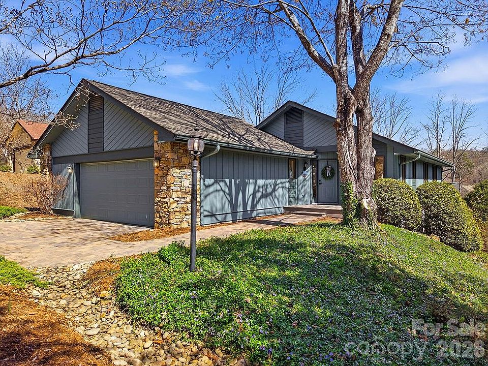 1st image of 2070 Golfside Ln