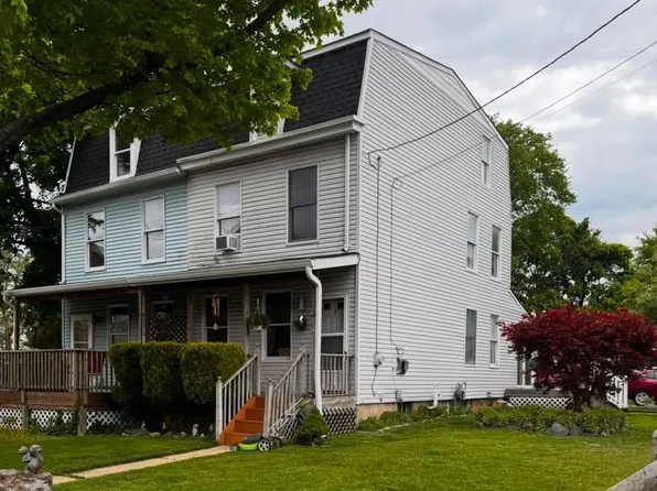 416 New York Ave, Columbus, NJ 08022