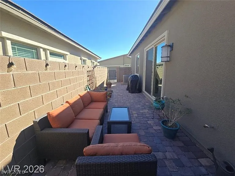 905 Belleforte Ln — Photo 20