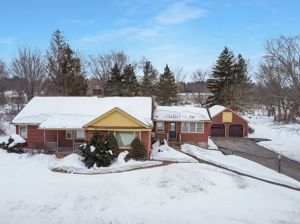 252 Pelham St, Methuen, MA 01844