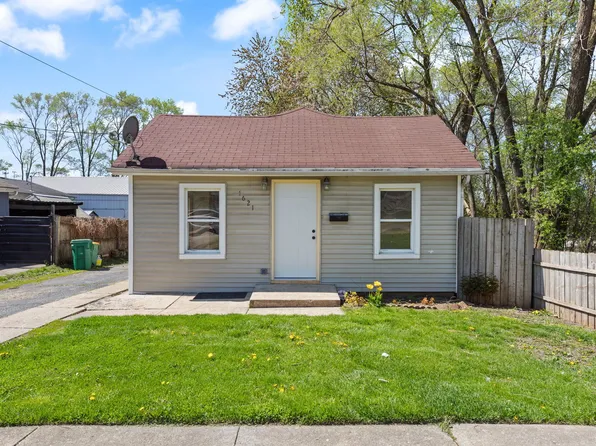1621 S State St, Lockport, IL 60441