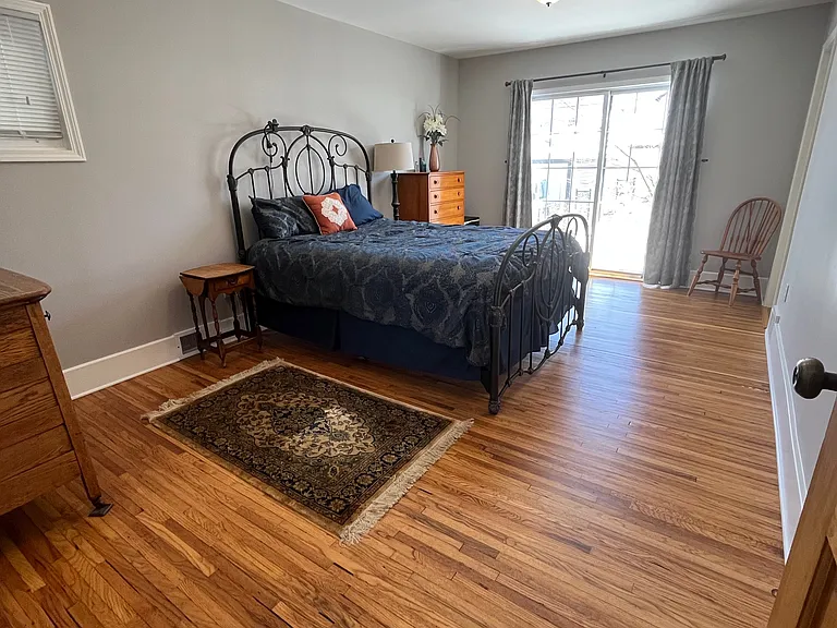 203 Lovering Ave #UPPER — Photo 8
