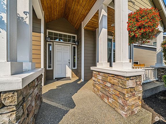 2nd image of 6821 77th Street Ct E