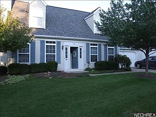 3rd image of 561 Pebblebrook Dr #B-561u-25