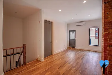 Rented by Next Door Realty NYC
