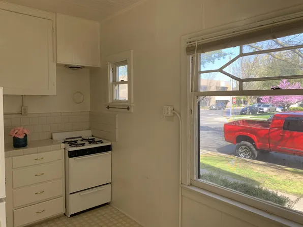 1133 13th St, Modesto, CA 95354