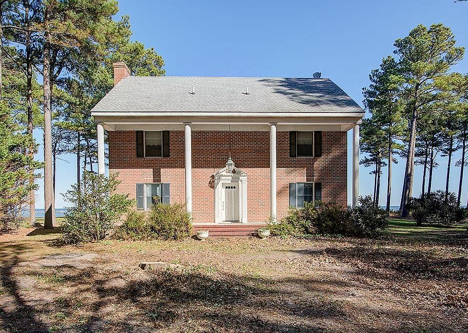 1st image of 313 Pine Shore Ln