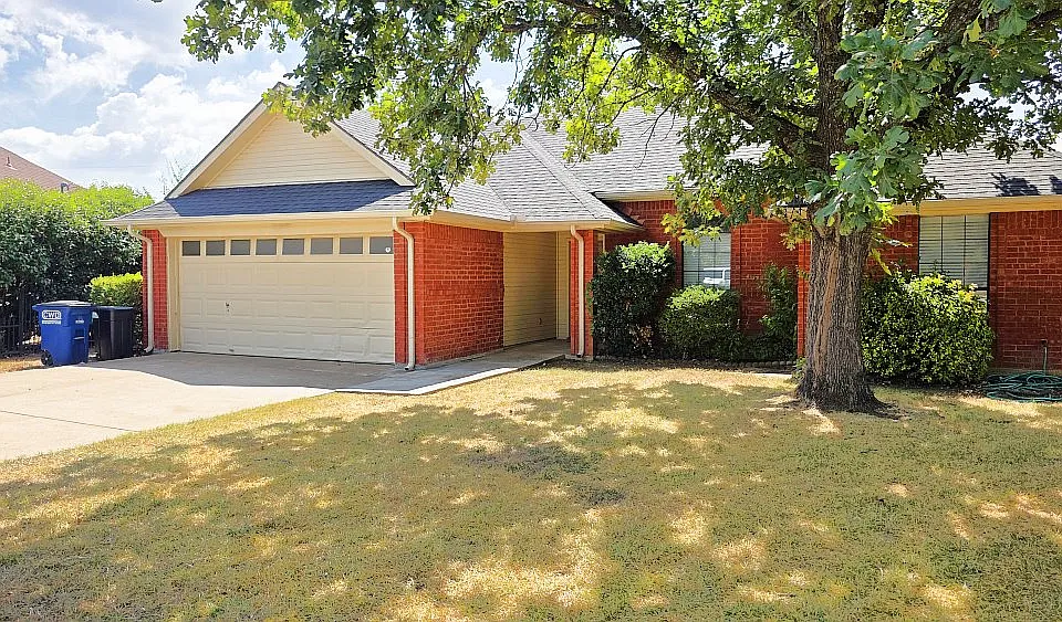472 Cherokee Ct S