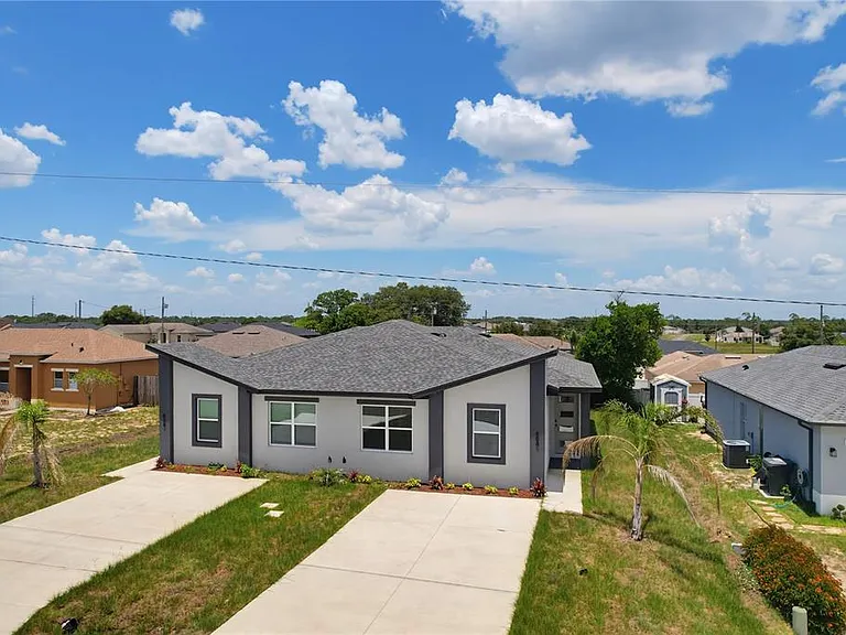 804 Colville Dr — Photo 1