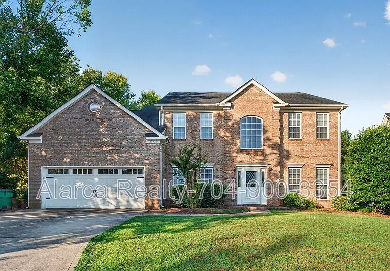 17420 Baldwin Hall Dr — Photo 1