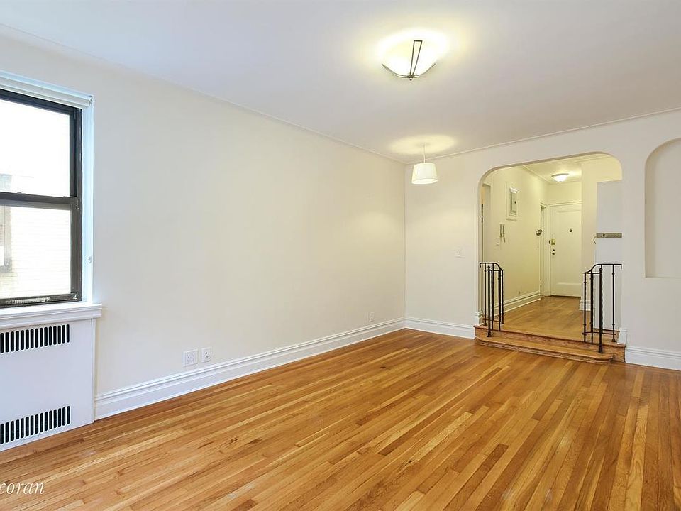 2nd image of 29-33 W 65th St #2B