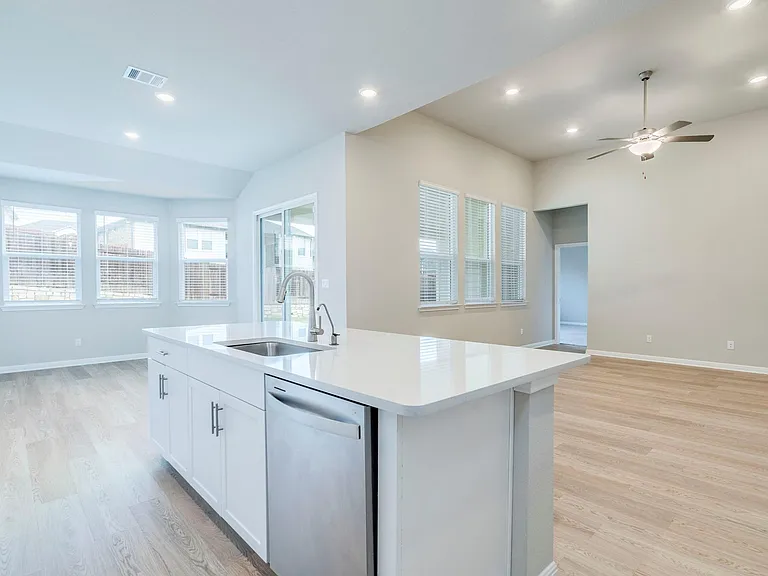 285 Cathedral Mountain Dr — Photo 9