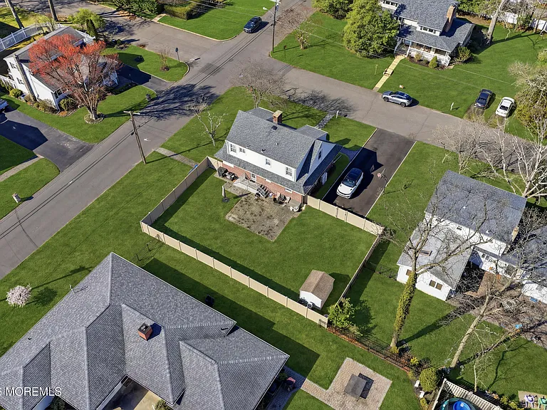 227 Chatham Ave — Photo 3