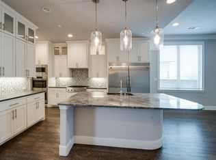 4379 Eastwoods Dr, Grapevine, TX 76051