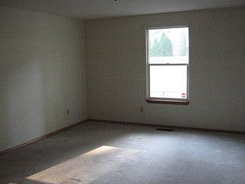 4th image of 14815 NE 80th Cir