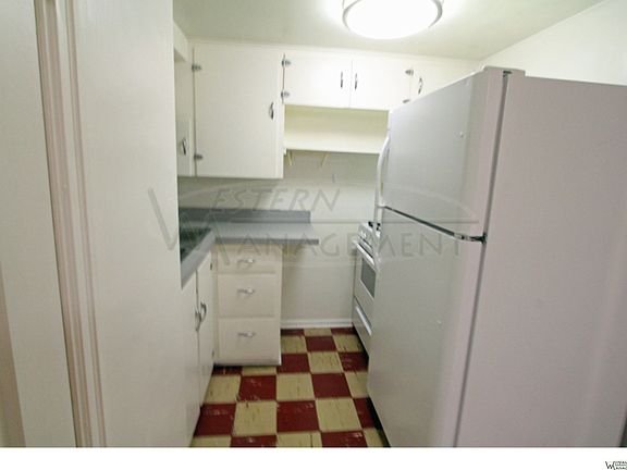 3rd image of 1111 N 24th St APT 3