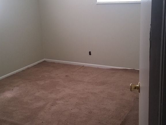 Back bedroom