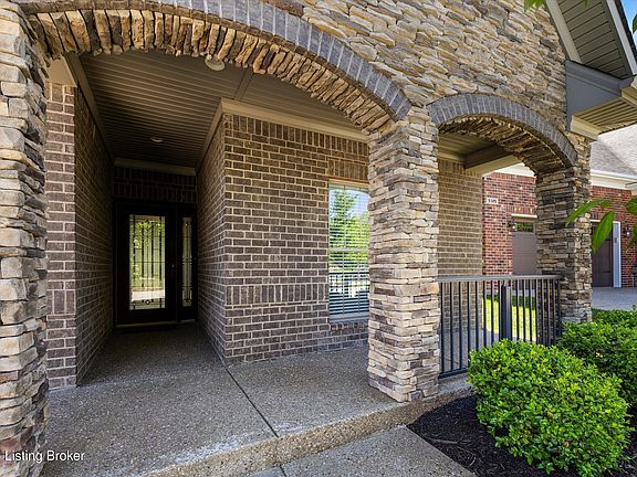 2nd image of 9328 Cross Meadows Cir
