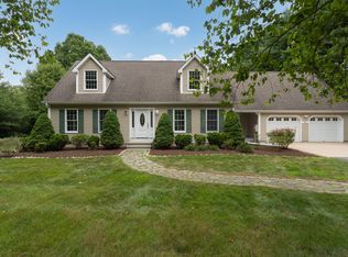 551 Boston Post Rd, Waterford, CT 06385