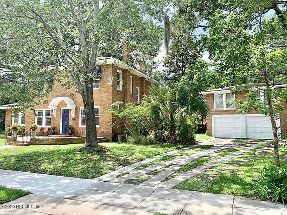 2nd image of 1421 Edgewood Cir