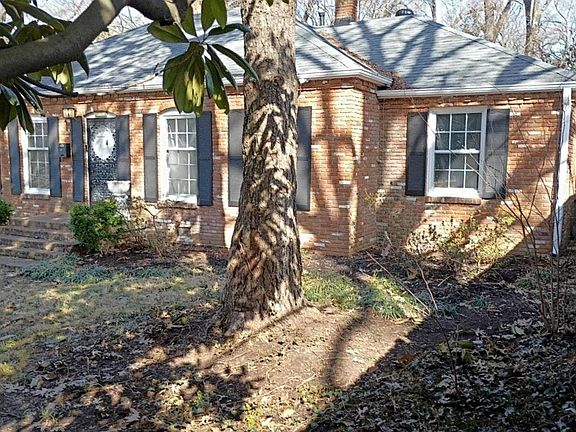 2nd image of 4220 Woodcrest Dr